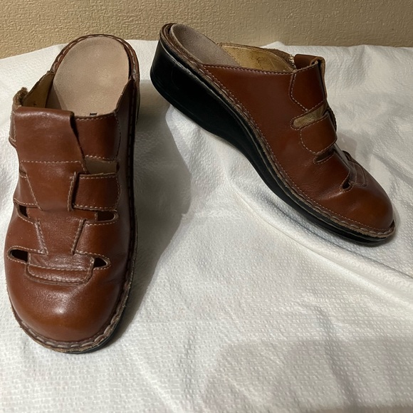 Finn Comfort Java Kumfs Clogs - Picture 1 of 13